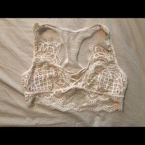 NWT Victoria’s Secret Lace Racerback Bralette